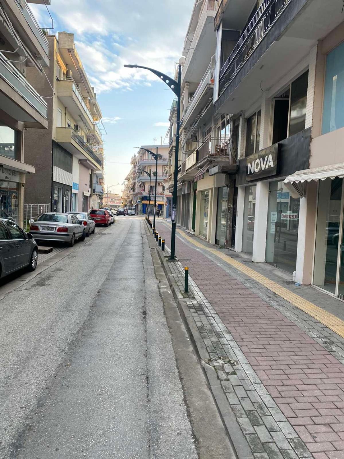 Parasiou Studios 103 Διαμερίσματα Στο Κέντρο Της Πόλης Komotini Exterior foto